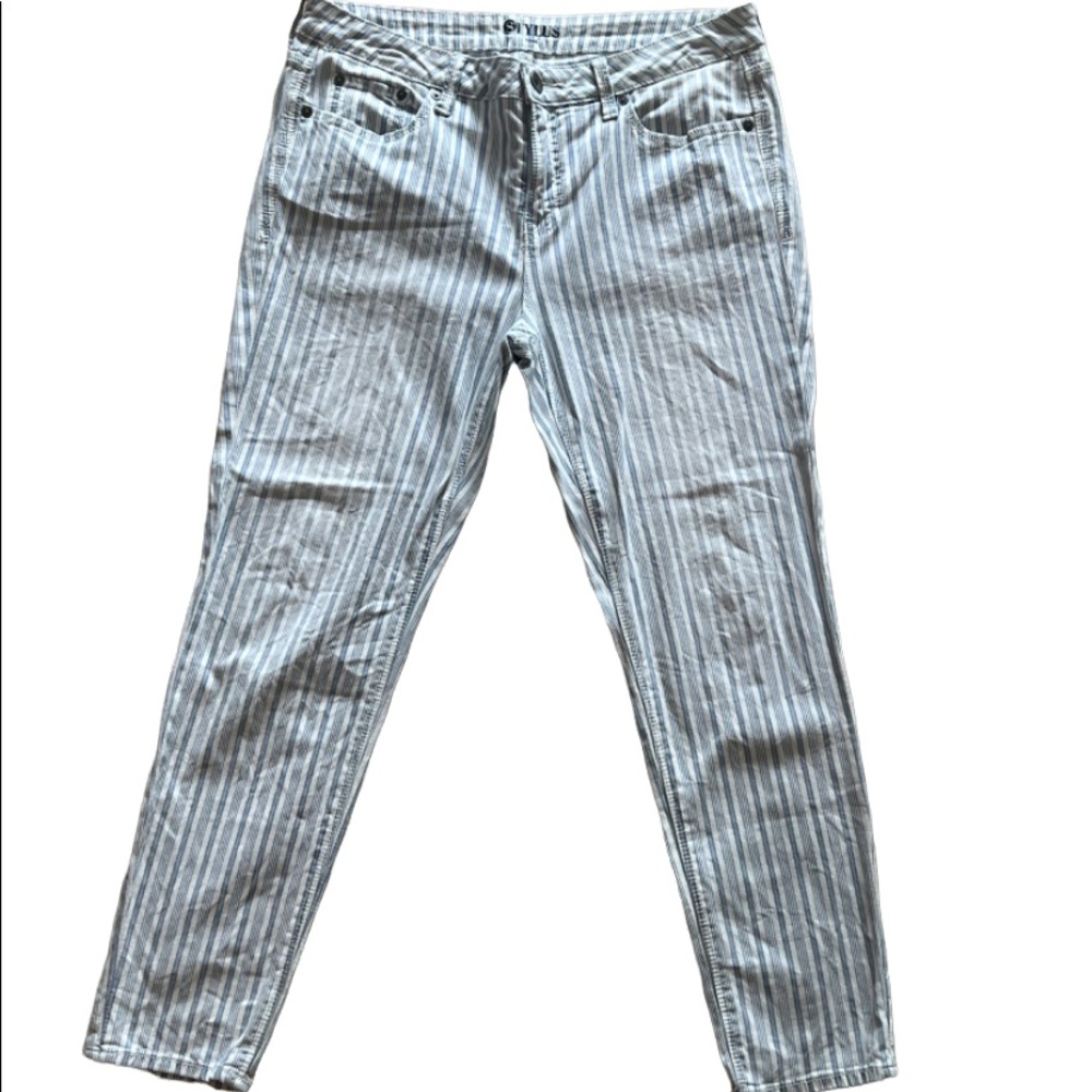 Comfortable and Stylish Stylus Pants